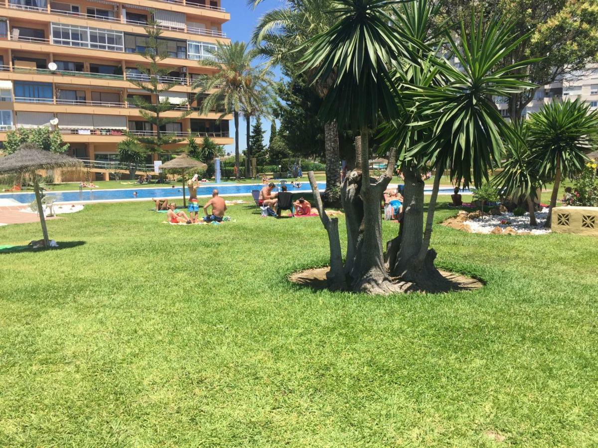 Apartamento Cerca De La Playa Y Campo De Golf Con Piscina Apartment Торемолинос Екстериор снимка